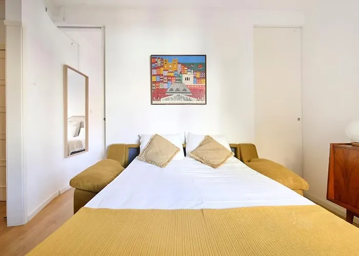 Maria Do Bairro With Balcony And Elevator Lejlighed Lisboa