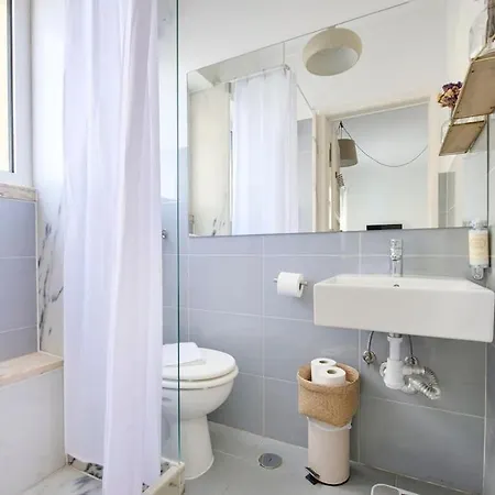 Apartman Maria Do Bairro With Balcony And Elevator Lisboa