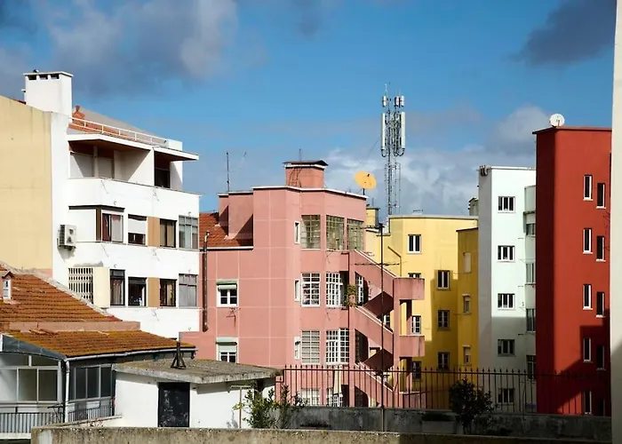 Maria Do Bairro With Balcony And Elevator Διαμέρισμα Lisboa