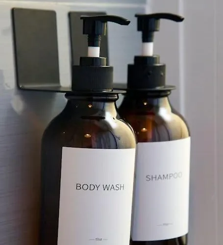 Maria Do Bairro With Balcony And Elevator Διαμέρισμα Lisboa