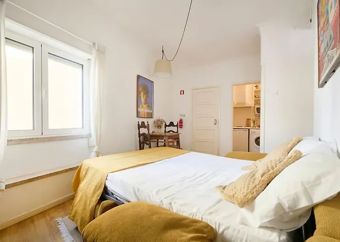 Maria Do Bairro With Balcony And Elevator Διαμέρισμα Lisboa