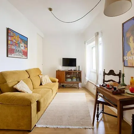 Appartement Maria Do Bairro With Balcony And Elevator Lissabon